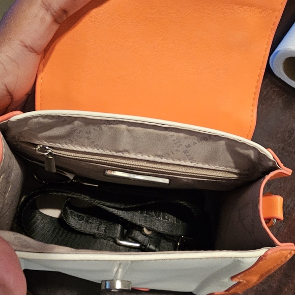 Steve Madden's purse - Picture 3 of 3